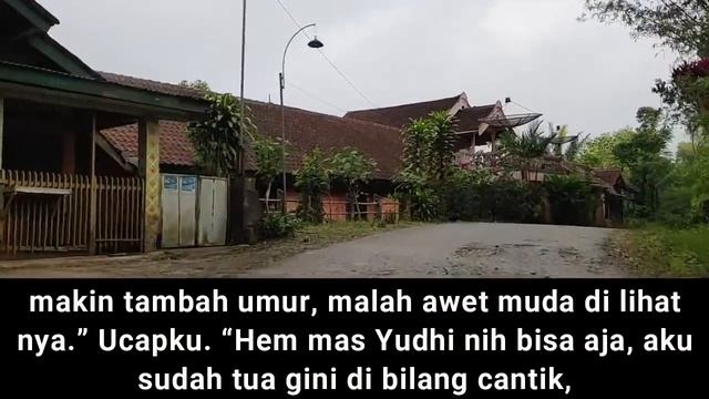 Dapat Rezeki Dari Bu Aini Saat Membantu Betulin Genteng Rumahnya Yang Bocor - CERITA PENDEK смотреть онлайн