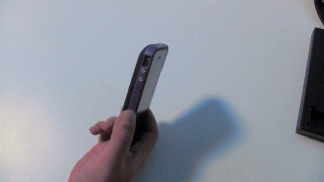 Русский обзор чехла Mophie Juice Pack plus для iPhone 4/4s смотреть онлайн