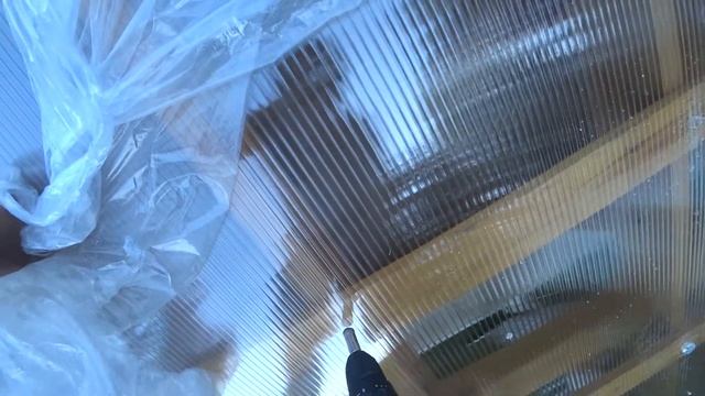 ЛЕТНЯЯ БЕСЕДКА С КАРБОНАТНОЙ КРЫШЕЙ (часть11)