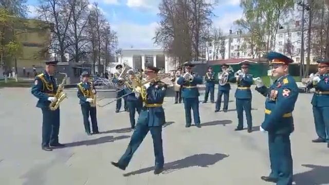 Плац-концерт в Центральном парке г. Дзержинска. смотреть онлайн