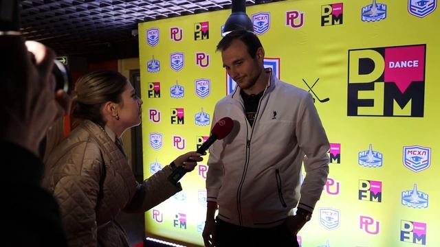 Мини-влог backstage Радио DFM собрали стадион на студенческий праздник музыки и спорта смотреть онлайн