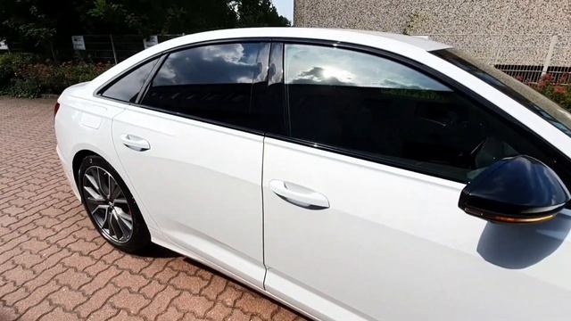 Audi A6 Avant 55 TFSI e смотреть онлайн