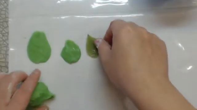 Листья из силикона