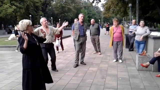 2774 Вальс, песни, танцы в орловском парке культуры отдыха, гармонист Валерий Провалёнов, город Орё смотреть онлайн