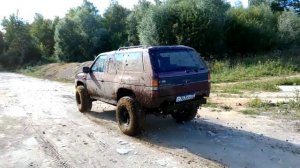 Ниссан Терано на 33 колёсах
