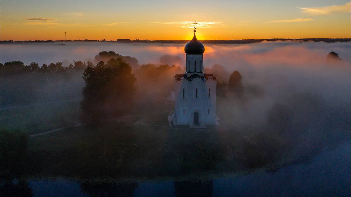 Владимир. Церковь "Покрова на Нерли" смотреть онлайн