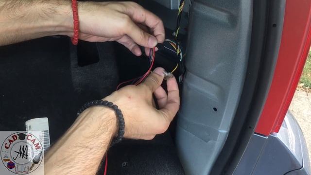 Ugradnja RIKVERC KAMERE - detaljno objasnjeno povezivanje kamere sa MULTIMEDIJOM смотреть онлайн