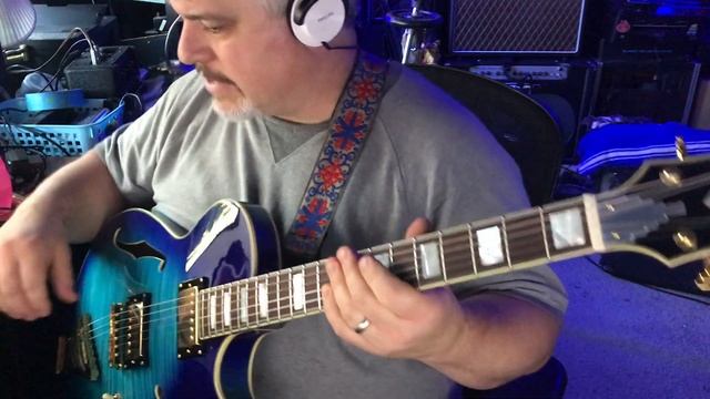 A Very, Very Careful Guitar Review - D'Angelico Excel-SS смотреть онлайн