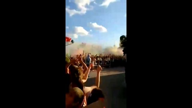Трансляция на фестивале красок Холи / Translation at festival of colors Holi (11.06.2016) смотреть онлайн