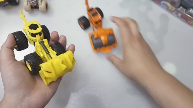 Тачки МОНСТРЫ! Машинки Monster Jam смотреть онлайн