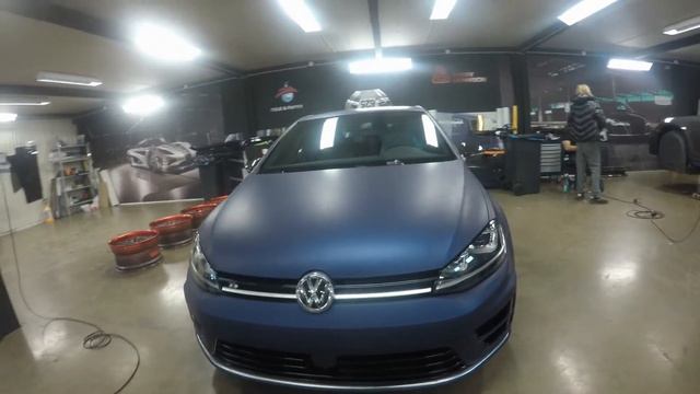 WTP DEKOR Professional Vehicle Wrap Installer - Golf R - Matte Metallic Night Blue смотреть онлайн