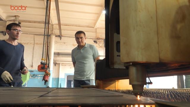 РЕЖЕТ 6 МЕТРОВЫЕ ЛИСТЫ┃Лазер Bodor А6 3000W смотреть онлайн