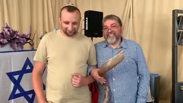 Поздравление раввина общины Кёльна Радиона Самойловича и брата Кондякова смотреть онлайн