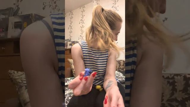 Лёва сажает ананас. ? ? смотреть онлайн