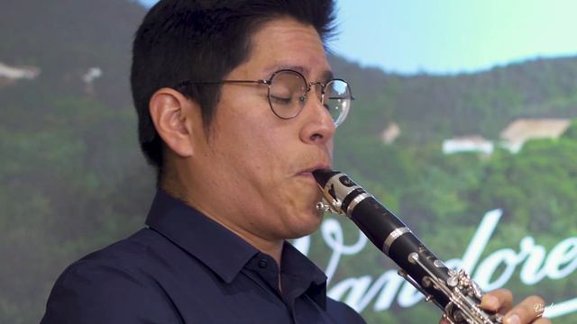 “Vals Venezolano” dédié à Antonio LAURO смотреть онлайн