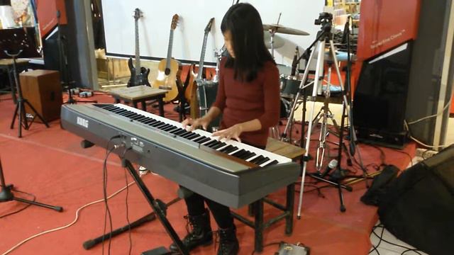 "Yesterday" by danya ayuandira in mini concert purwacaraka sumbersari смотреть онлайн