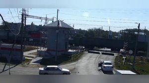 Поезда на жд переезде города Тихорецк. 18.09.2023