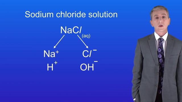 GCSE Chemistry Revision "Electrolysis of Aqueous Solutions 2" смотреть онлайн