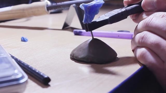 Литье медальона из Ведьмака своими руками смотреть онлайн