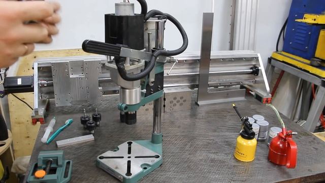 Приспособление для нарезания резьбы + Патрон GT12 смотреть онлайн