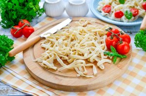 КАК ПРИГОТОВИТЬ ПОСТНУЮ ЛАПШУ В ДОМАШНИХ УСЛОВИЯХ)