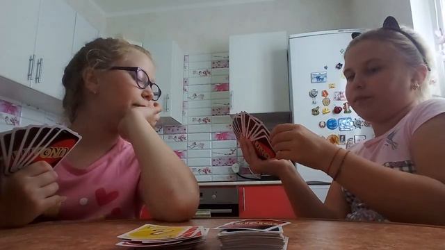 Играем в UNO ЧЕЛЕНДЖ! смотреть онлайн