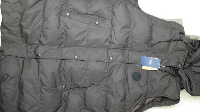 20184 Жилетки безрукавки женские Nord cap сток 2 пак 12.15кг 23.95€/шт 15шт смотреть онлайн