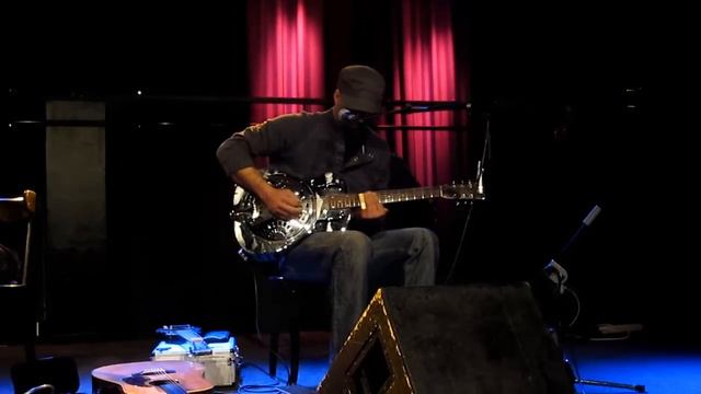 Colin Brooks - Mexico (live 2013 - homage to Lowell George) смотреть онлайн