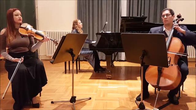 P. I. Tchaikovsky: Piano Trio, op. 50 - 1st movement - Pezzo elegiaco смотреть онлайн