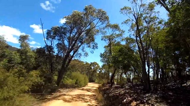 Brindabella Blow Out. Learn how to fix a puncture you git! смотреть онлайн