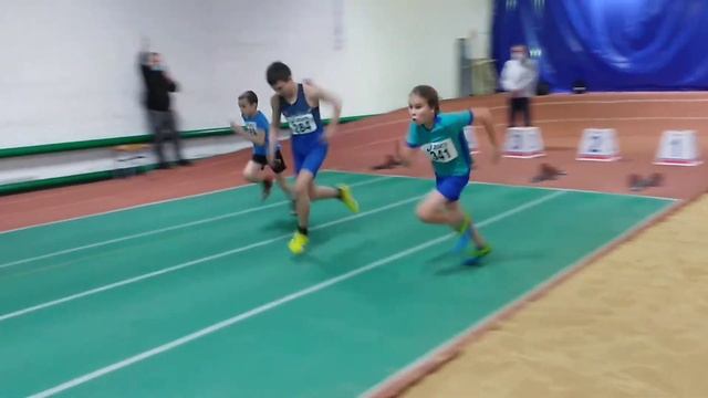 Бег 60 метров мальчики 12-13 лет - 4 забег - 22-24 января 2021 Калуга смотреть онлайн