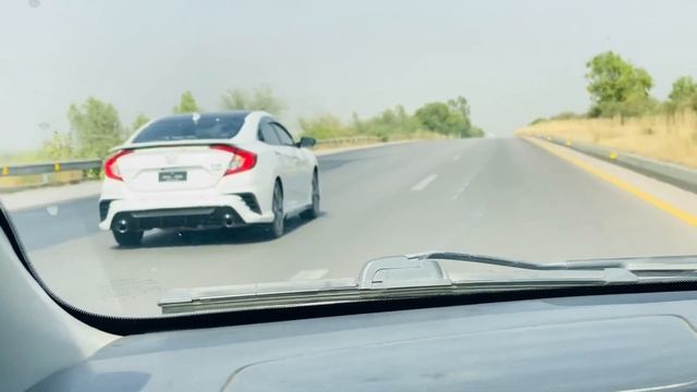 Honda Civic RS turbo VS Toyota fielder race | fielder won ?? | @carvideosandvlogs8484 смотреть онлайн