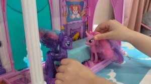 Луна превратилась в лунную пони # селестия и луна# играем вместе# Ульяшкины поняшки #