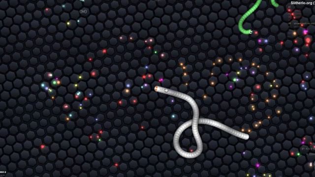 КАК РАСТУТ ЧЕРВИ ? Slither.io смотреть онлайн
