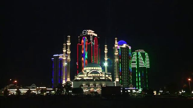 Рамзан Хаджаев - город Грозный сл. А. Григорьяна муз. А. Бесаева смотреть онлайн