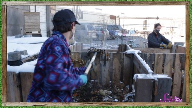 How Compost Is Made: A Field Trip! смотреть онлайн