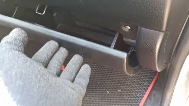 Ремонт лифта перчаточного ящика смотреть онлайн