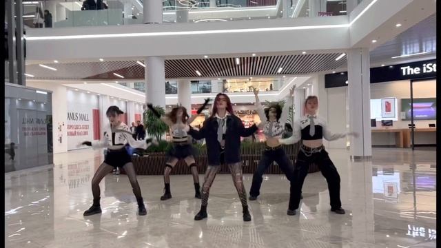 [K-POP IN PUBLIC | 1TAKE] (여자)아이들((G) I-DLE) - 'TOMBOY' | DANCE COVER by NERO смотреть онлайн