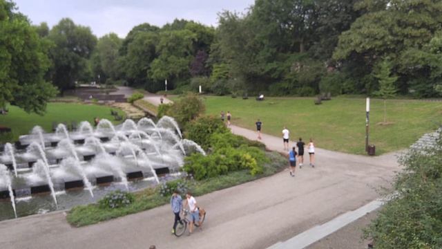 Бегуны в Германии. смотреть онлайн