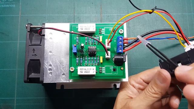 Electronic Load (constant Current) 5 - 48 Volt, 0- 8 Amp, 200 Watt