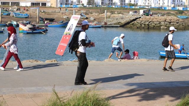 Distribution Flyer Rabat, Salé смотреть онлайн