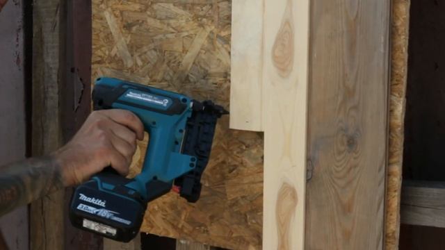 Шпилькозабивной пистолет/ Скобозабивной пистолет смотреть онлайн