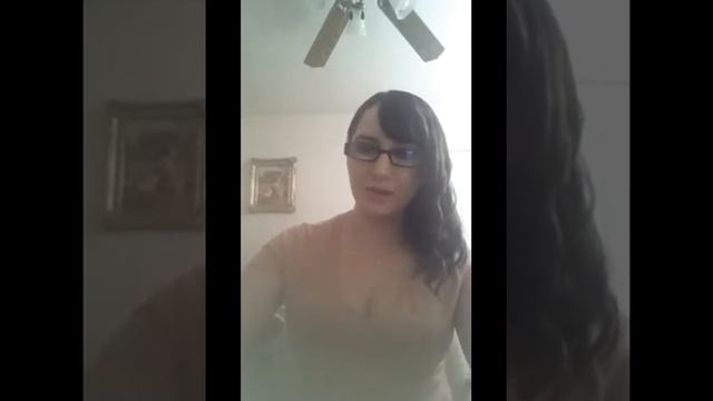 I wanna hold your hand Tv Carpio cover by Christina Barrington смотреть онлайн