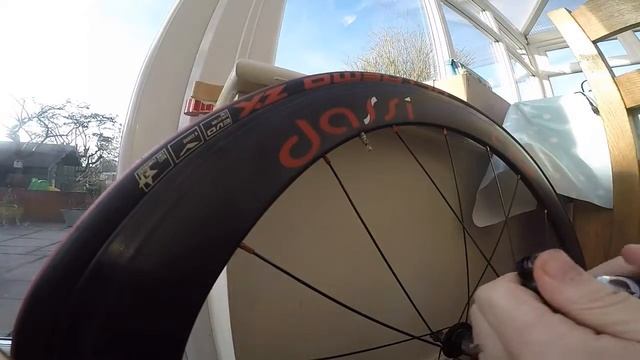 Lezyne Twin Speed Drive C02 Pump смотреть онлайн