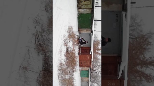 Зимняя покатушка на мопеде Атлант смотреть онлайн