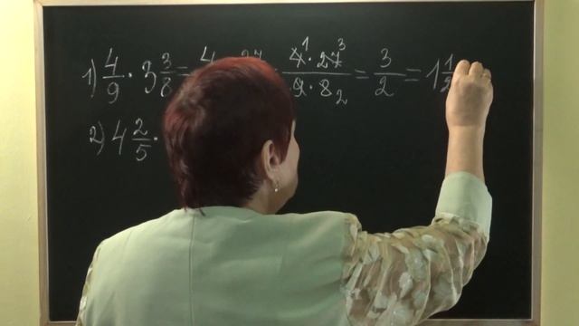 КАК УМНОЖИТЬ ДРОБЬ НА СМЕШАННОЕ ЧИСЛО? Примеры | МАТЕМАТИКА 6 класс смотреть онлайн