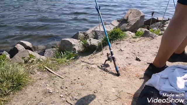 РЫБАЛКА , КАРАСЬ ЗАШЁЛ !!! ХОРОШО ПРОВЕЛИ ВРЕМЯ . смотреть онлайн