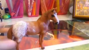 Видео обзор на мои фигурки лошадей Schleich.