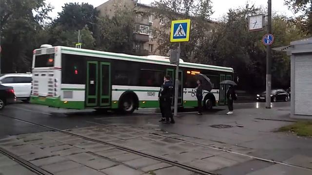 Автобусы ЛИАЗ-5292 и МАЗ-203 смотреть онлайн