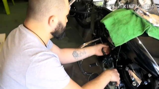 Заміна паливного фільтра на Yamaha Drag Star 650